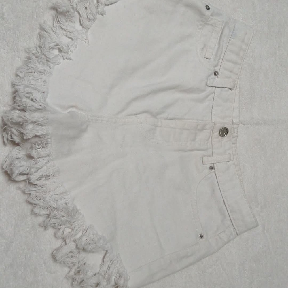 Light Denim Jean Shorts with Frayed Hem
